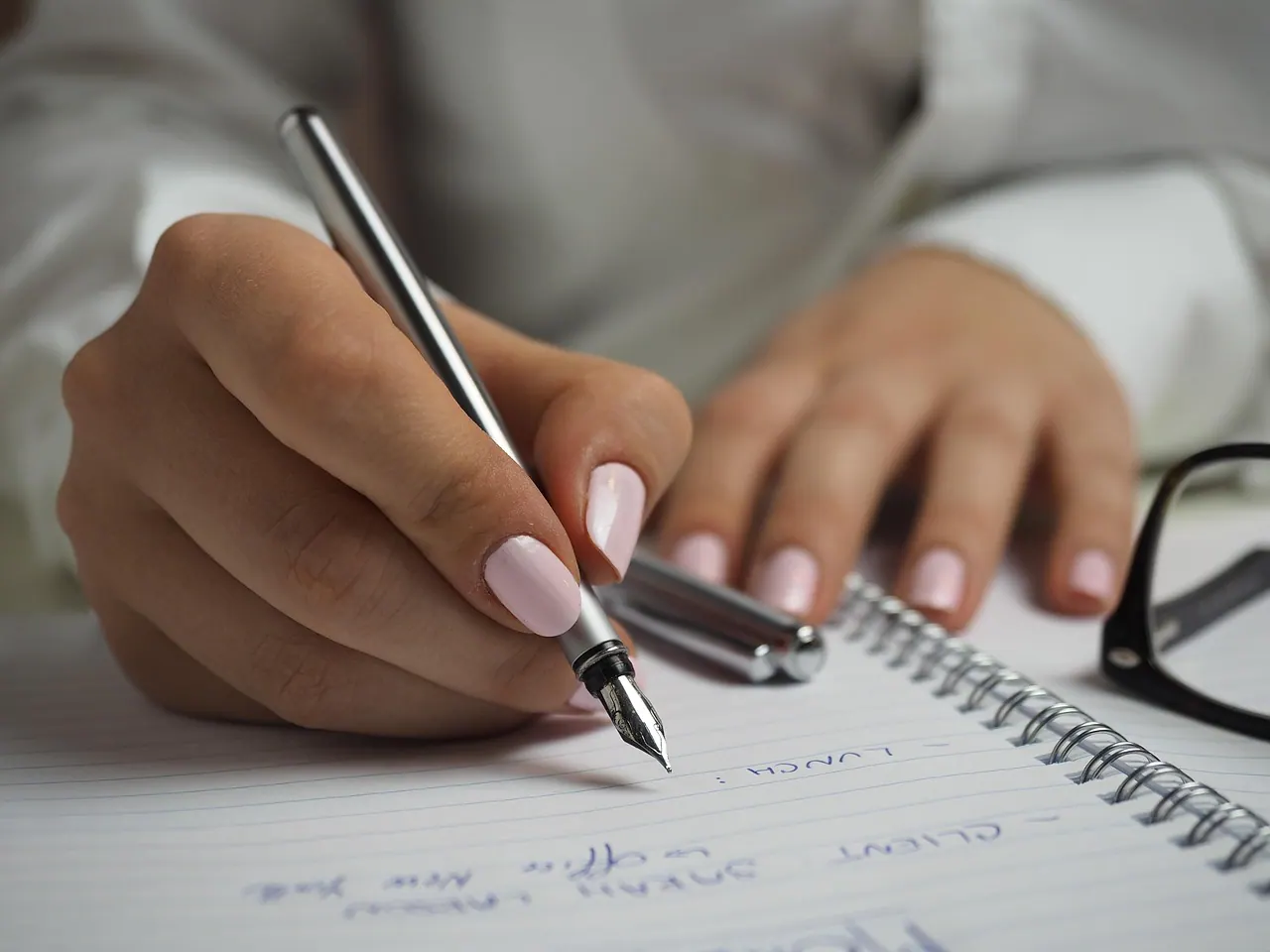 composition, fountain pen, hands, handwriting, nails, notebook, office, pen, schedule, work, writing, gray office, gray laptop, gray work, gray writing, gray schedule, handwriting,