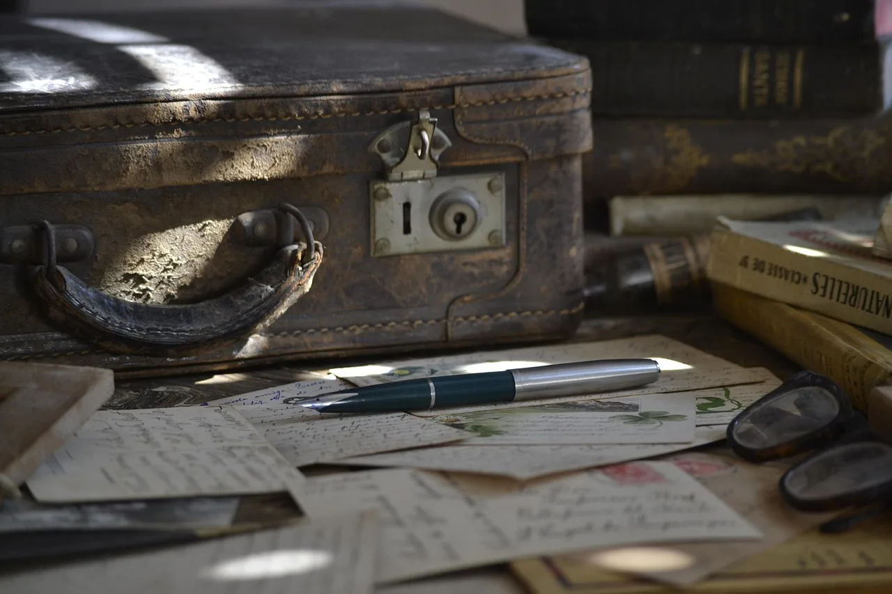 feather, loft, writing, post, fountain pen, loft, writing, writing, writing, fountain pen, fountain pen, fountain pen, fountain pen, fountain pen. How to keep a fountain pen purchase log and disclose gifts
