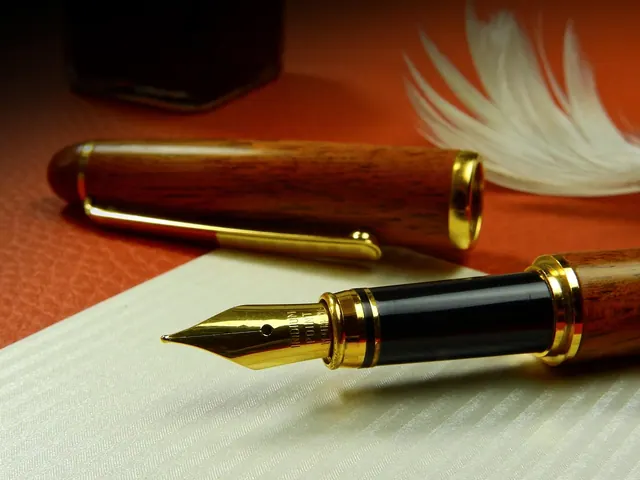 write, communication, ink pen, fountain pen, pen, writing implement, writing tool, inkwell, office, feather, letter, work, ink, paper, workspace, stationery, ink pen, fountain pen,